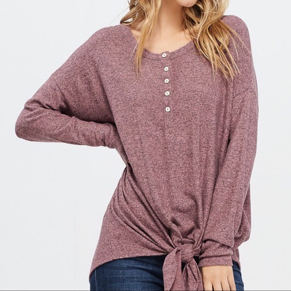 CLEARANCE-NO OFFERS‼️Super Soft Henley Tie Top - Picture 2 of 5